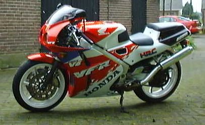 HONDA VFR 400 R