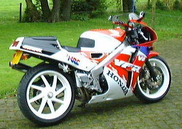 HONDA VFR 400 R