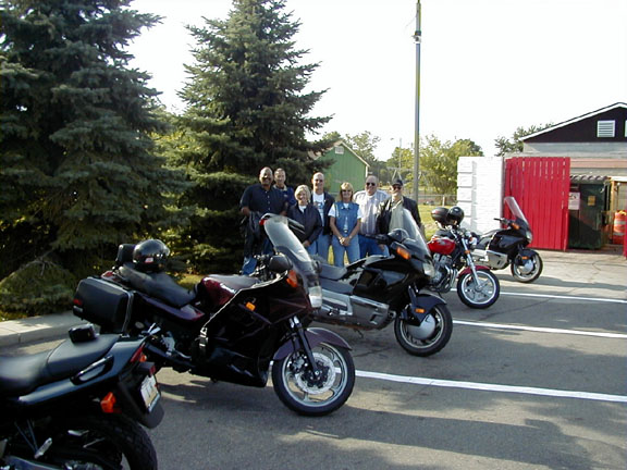 CLICK TO ZOOM IN ON THE GROUP !