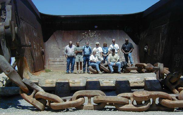 CLICK TO ZOOM IN ON THE GROUP !