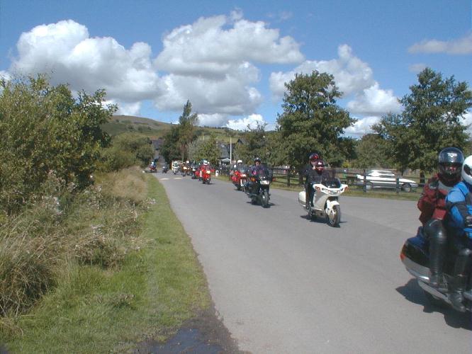 weekend5.jpg (66693 bytes)