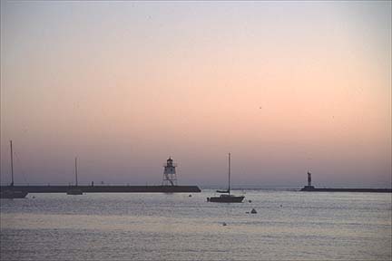 A21.jpg (11068 bytes)