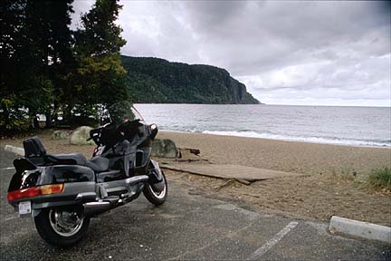 C06.jpg (27333 bytes)