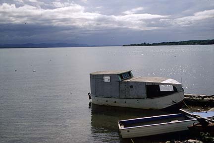 C15.jpg (18645 bytes)