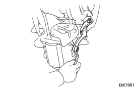 em7961.gif (11341 bytes)