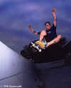 skate4.jpg (26595 bytes)