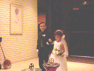 13.jpg (54456 bytes)