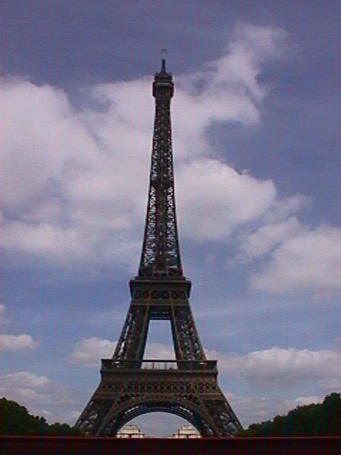 Paris-Eiffel-01.jpg