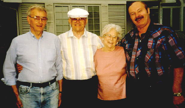 Bob Isenberg with Glenn, Mildred Schill and Ron Warren 