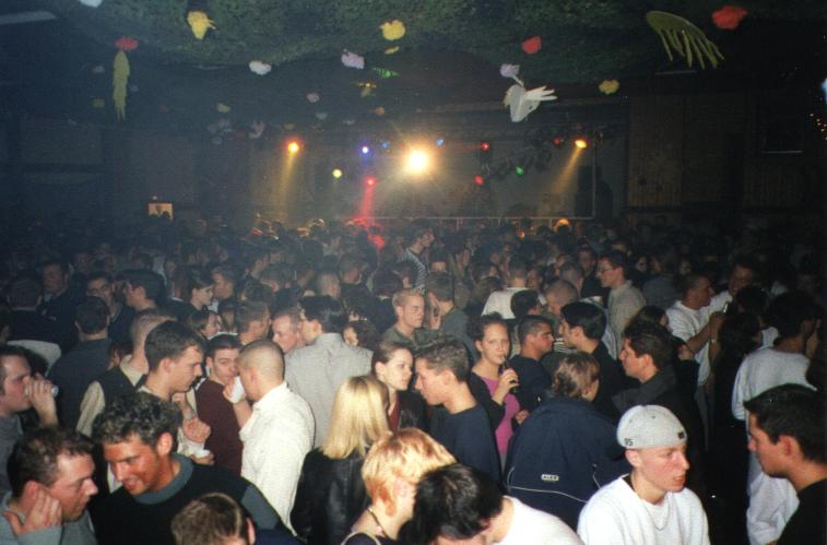 Download in 1024x768 (2384KB)