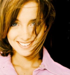 louise023.jpg (15996 bytes)