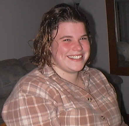 kate with wet hair.jpg (48695 bytes)