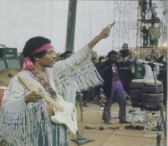 while I kiss the sky - Link to Jimi Hendrix