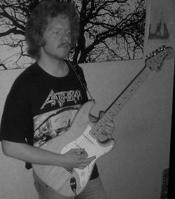 Mikey's got a brand new guitar