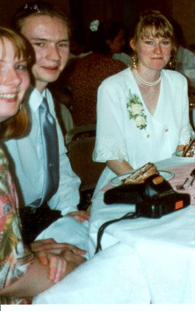 Lor_ann.jpg (31377 bytes)