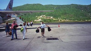 00000107.JPG (37827 bytes)