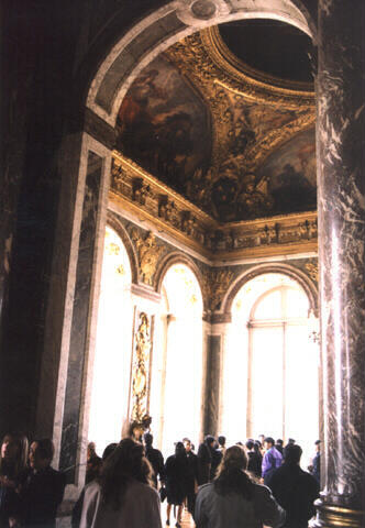 Crowds at Versailles