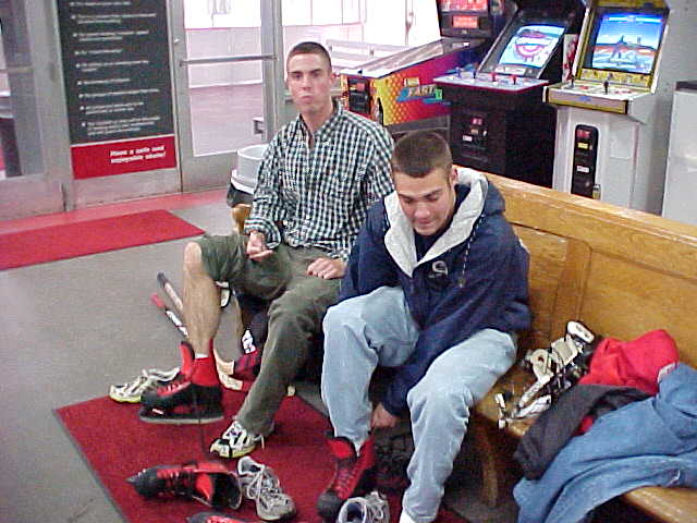 ivc-007s.jpg (50596 bytes)