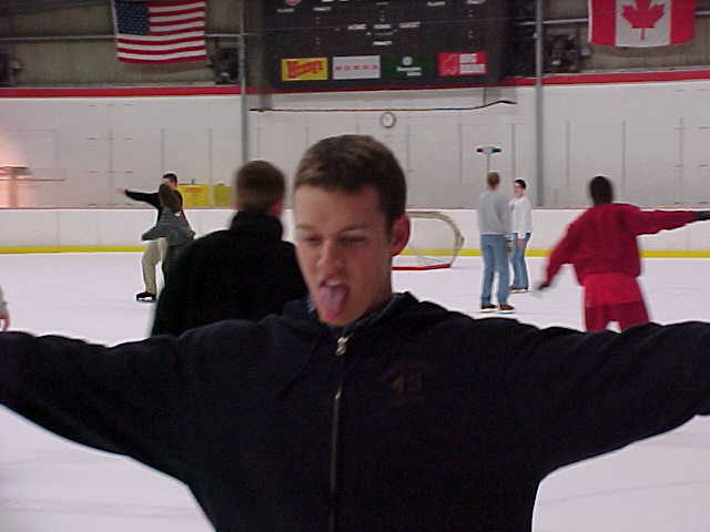 ivc-048s.jpg (24828 bytes)