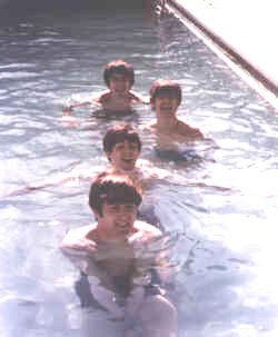 Beatles2www.jpg (18527 bytes)