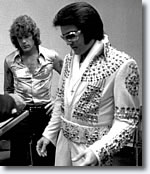 jerry_schilling_elvis_aloha_1973_001.jpg (9685 bytes)