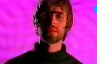 Liam in the Champagne Supernova video.