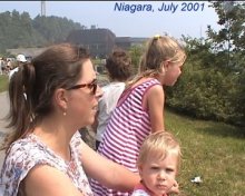 huro009.jpg (13744 bytes)