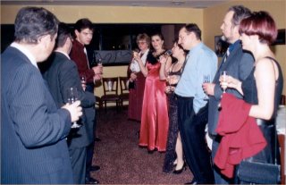 01start.jpg (19313 bytes)