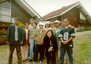 baguiogrp.jpg (32837 bytes)