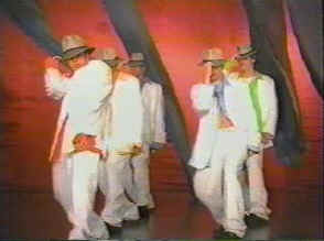 hat.jpg (11157 bytes)