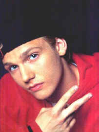 nick1.jpg (27279 bytes)