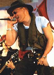 Is THAT the sexy Ant Warrior we've known???