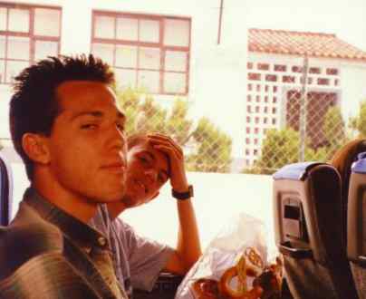 RedHell_e_Klaide.JPG (12529 bytes)