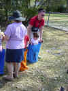 Teddy Bear Sept 2003 Sack Race 5 Renee Lesley.jpg (591488 bytes)