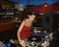 Summerjoy_2_thumb.jpg (6661 bytes)