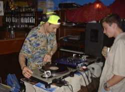 carlo_2_thumb.jpg (6904 bytes)