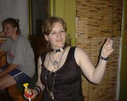 Amanda_1_thumb.jpg (6258 bytes)