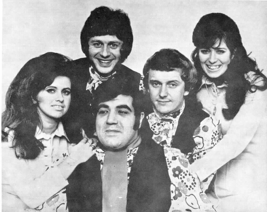 picture of the original line-up at the end of 1969 and start of 1970