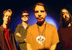 Spoonman in the soundgarden with GUN