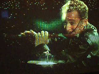 fof103.jpg (22785 bytes)