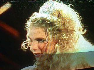 fof111.jpg (26438 bytes)