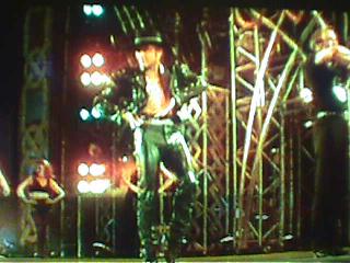 fof72.jpg (28322 bytes)