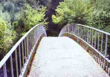 Looking over the Duchess' Bridge