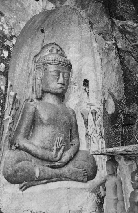 buddha.gif (405822 bytes)