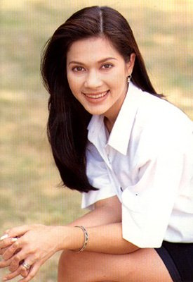 Kathaleeya McIntosh <Mam>