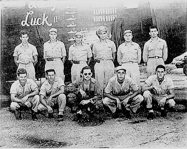 The crew of the B-24 that crashed on Namhae on 7 August 1945.