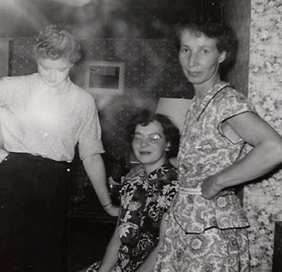 Phyllis, Madelon + Rayetta -1954