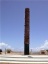 Totem Telurico - monumento comemorativo del V Centenario. Esta al lado de la entrada del fuerte San Felipe del Morro.