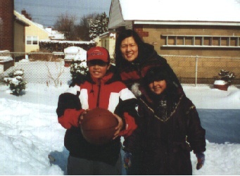 Teng, Benjamin, and Mar�a Luisa