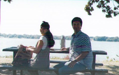 Banu and Alper picnicking in White Rock Lake